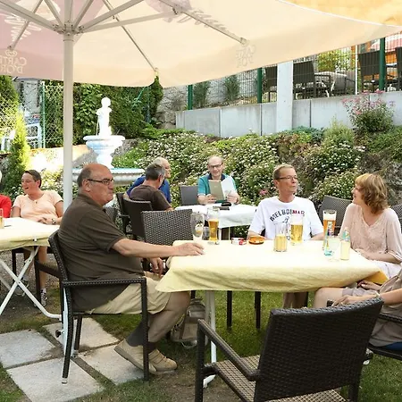 게스트하우스 Restaurant Ketterer Am Kurgarten 3*