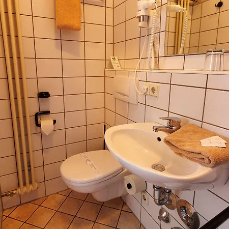 게스트하우스 Restaurant Ketterer Am Kurgarten